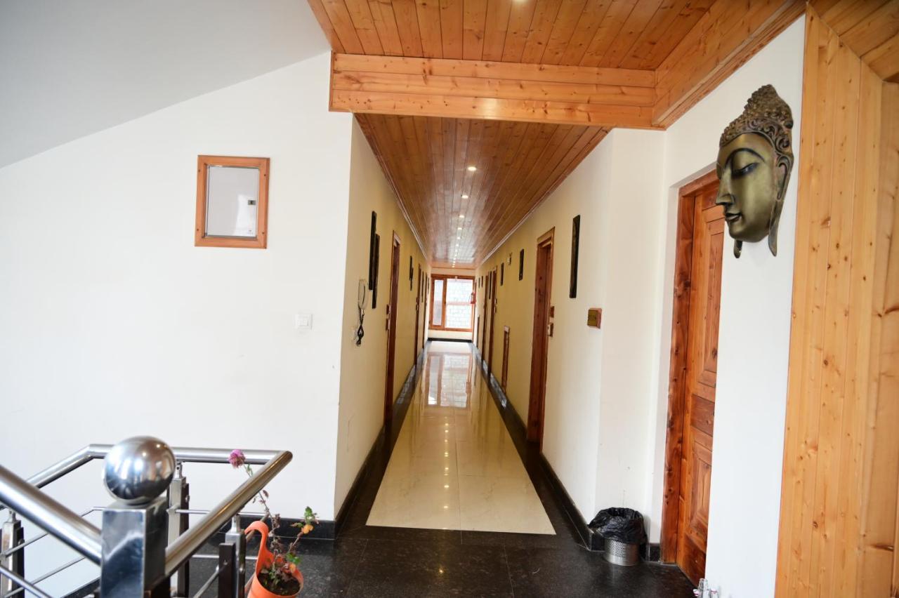 Chandertal Regency & 3* Manali (Himachal Pradesh)