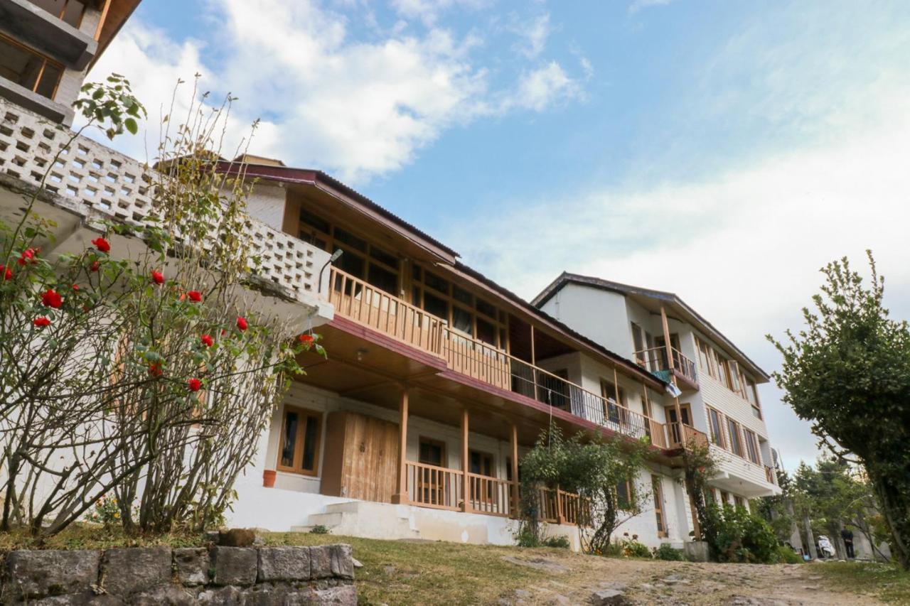 Flagship Blue Chip Hotel 3*