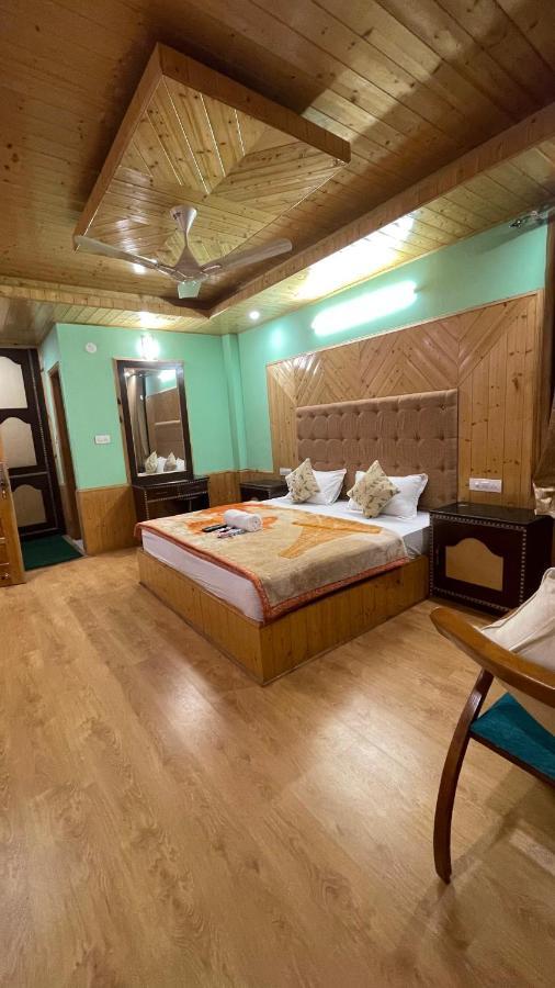 Hotel Lotus 3*