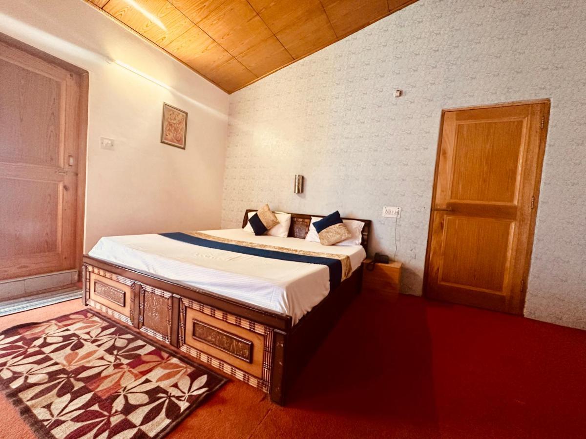 Alpine & Restaurant , Guest house 4*