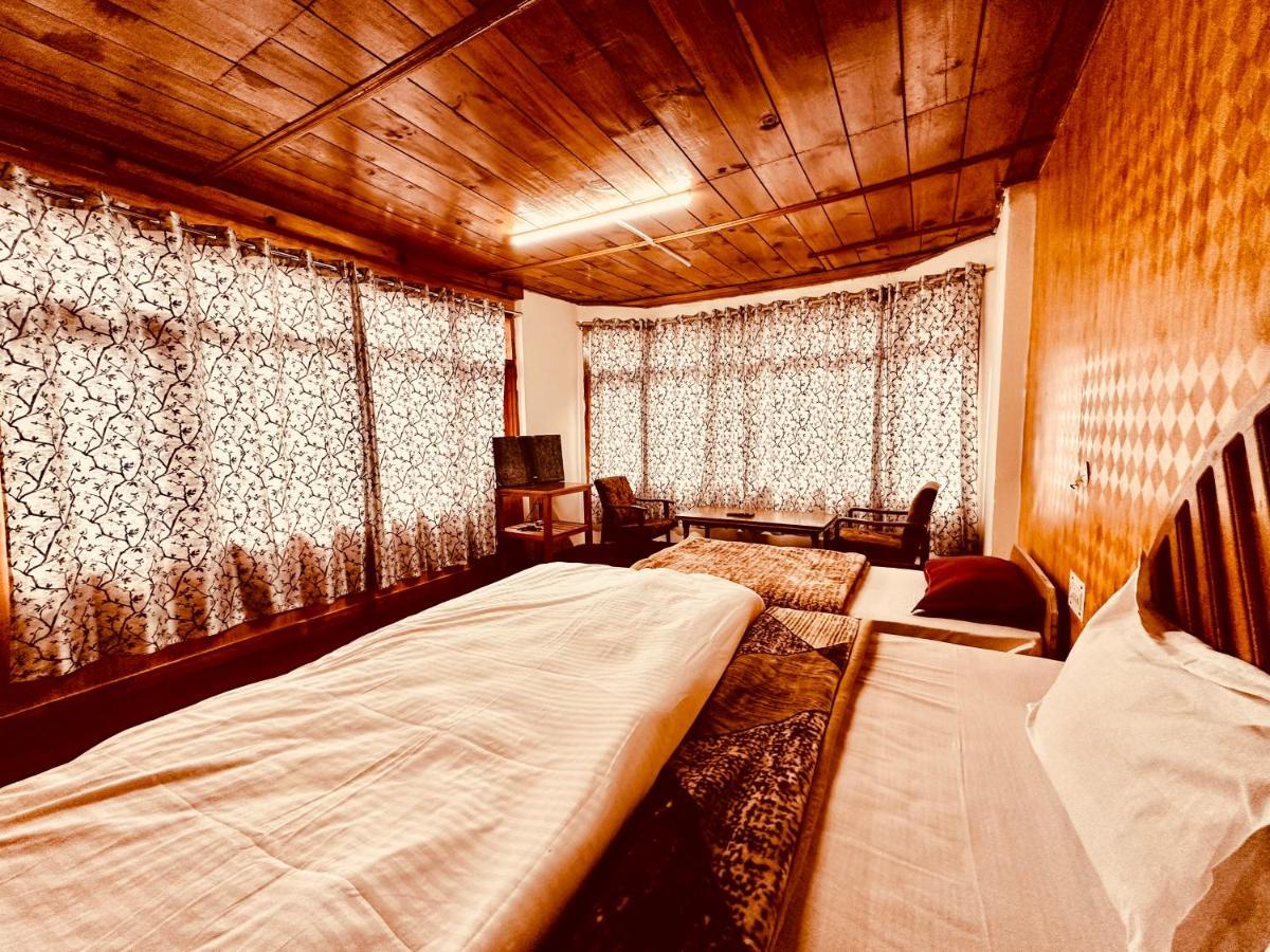 Daulat Classic - In Centre Manali (Himachal Pradesh)