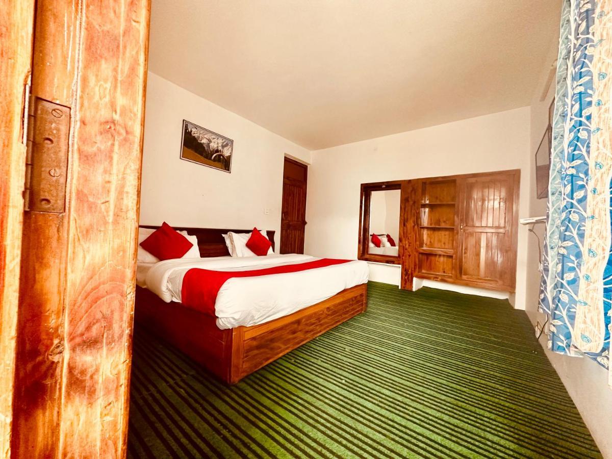 Guest house Alpine & Restaurant , 4*