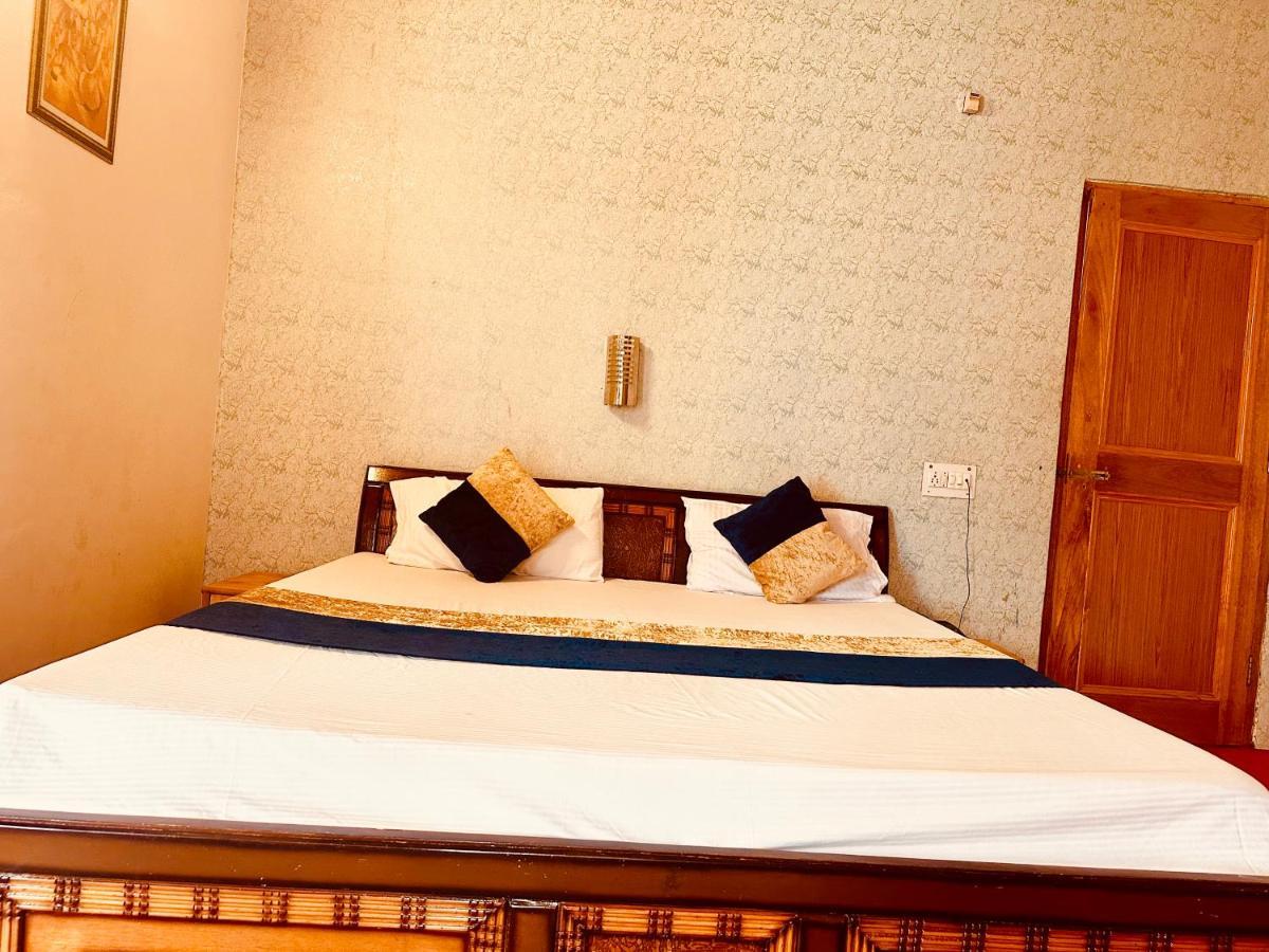 Alpine & Restaurant , 4* Manali (Himachal Pradesh)