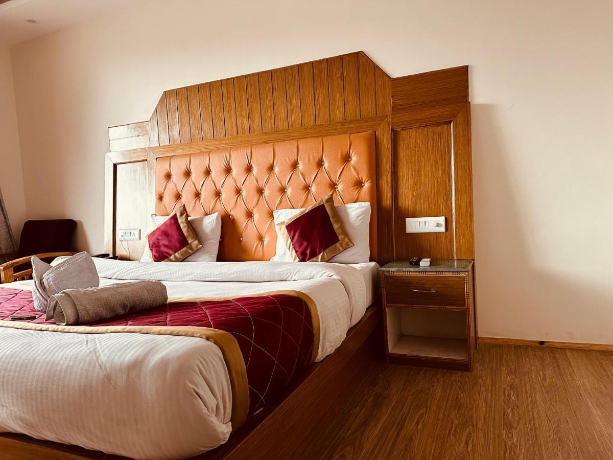 Hotel Leemon Tree - A True In Mountain 4*