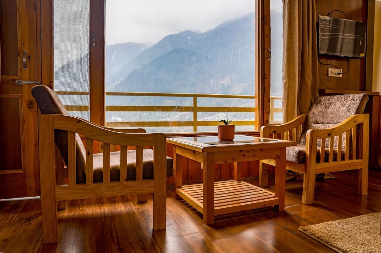 Hotel Skycity Manali (Himachal Pradesh)