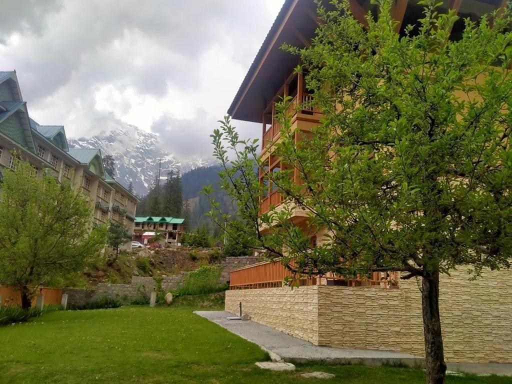 Resort Solang Valley Manali (Himachal Pradesh)