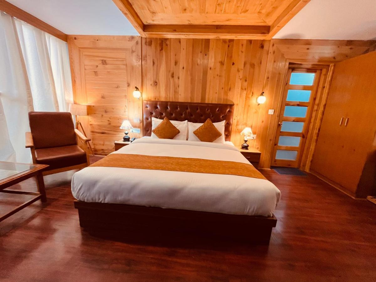 Winterline - Five Star Luxury Near Mall Road Guest house