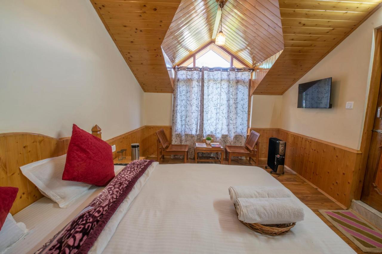 Homestay Urban Monk And Cafe Manali (Himachal Pradesh)
