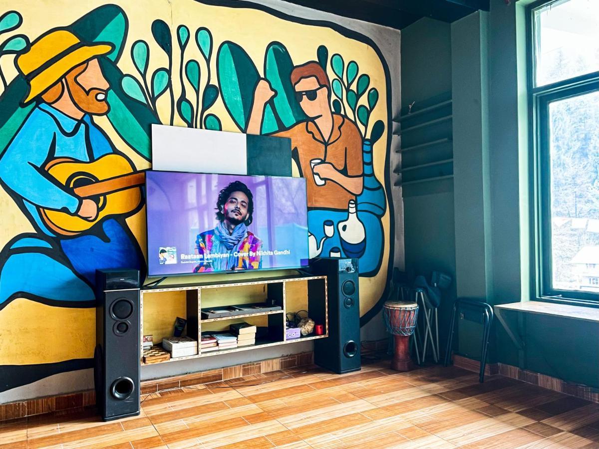 The Deephill Vivid Guest house Manali (Himachal Pradesh)
