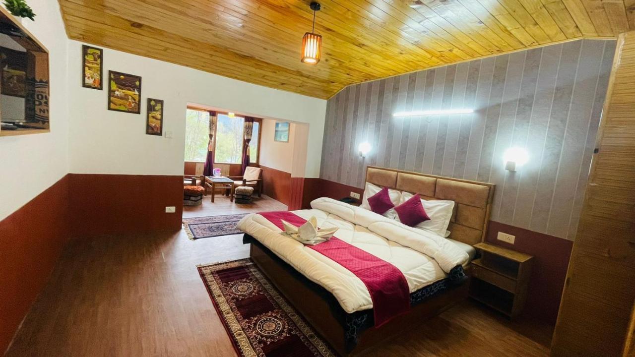 New Hilltop Apartment Manali (Himachal Pradesh)