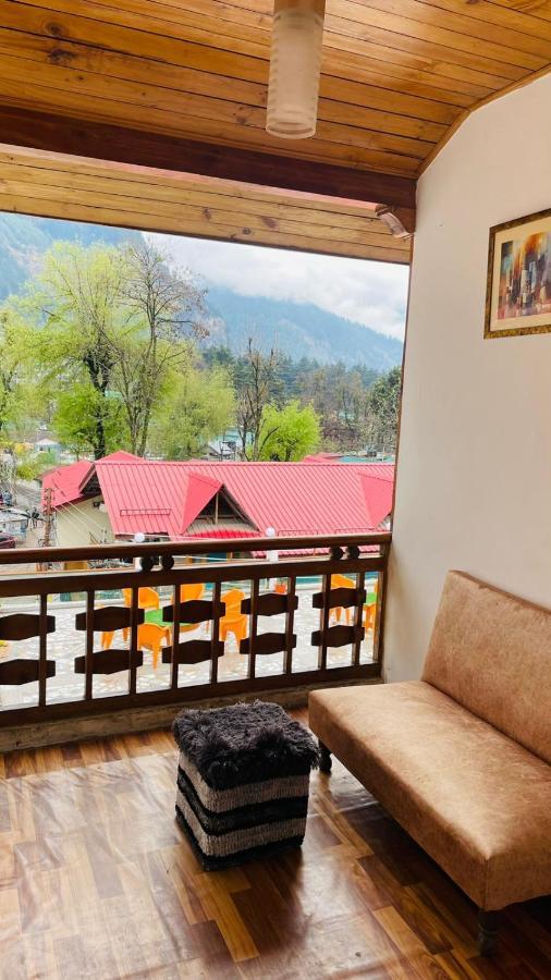 New Hilltop Apartment