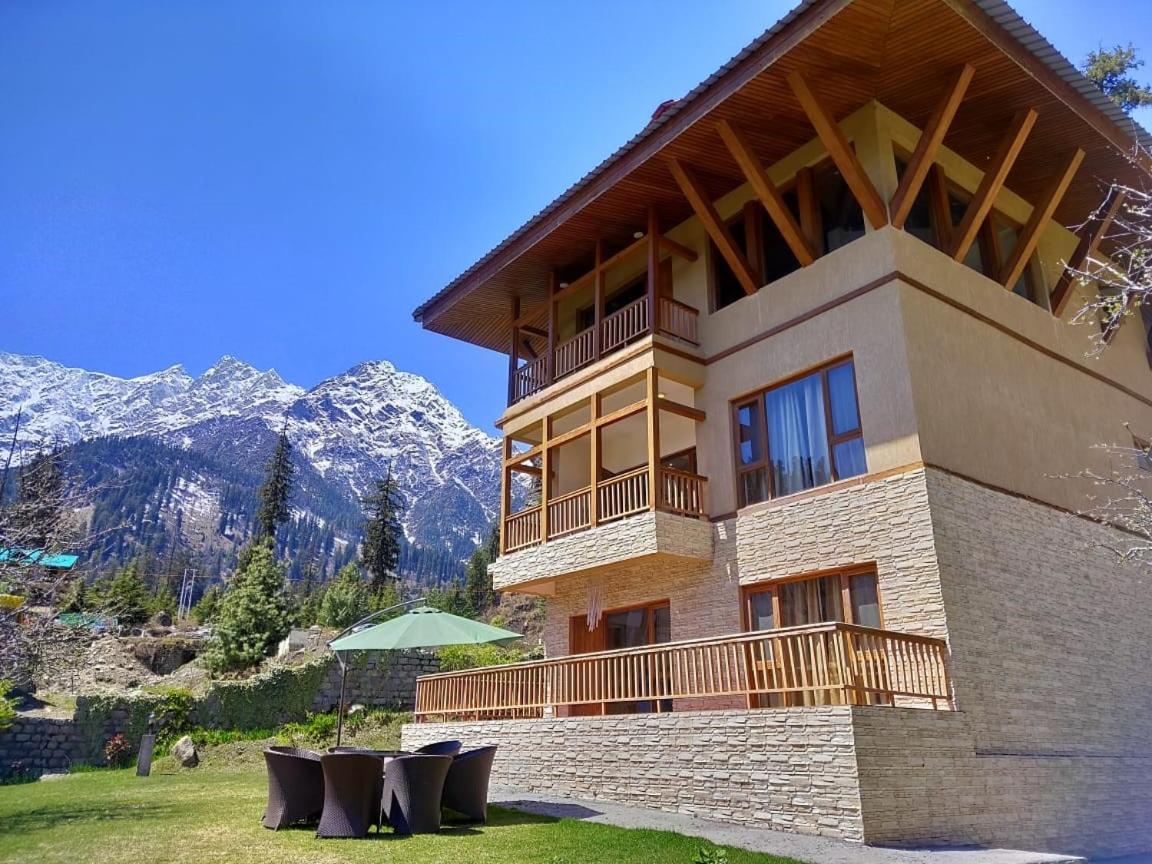 Solang Valley Resort 4*