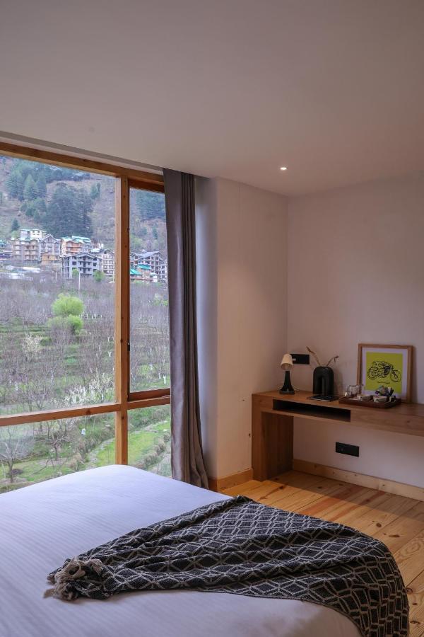 Warehouse X Poshtel Manali (Himachal Pradesh)