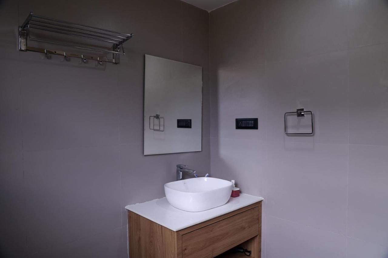 Warehouse X Poshtel Hotel 3*