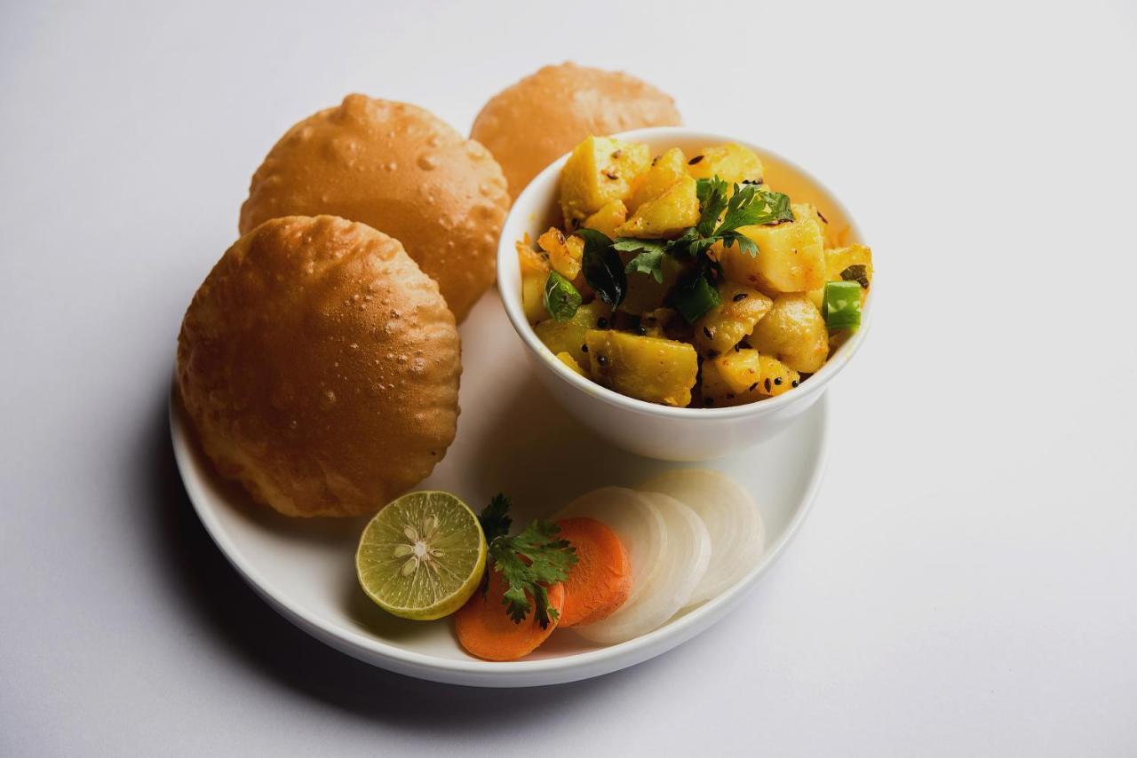 Oyo 14393 Akash Hills 3*