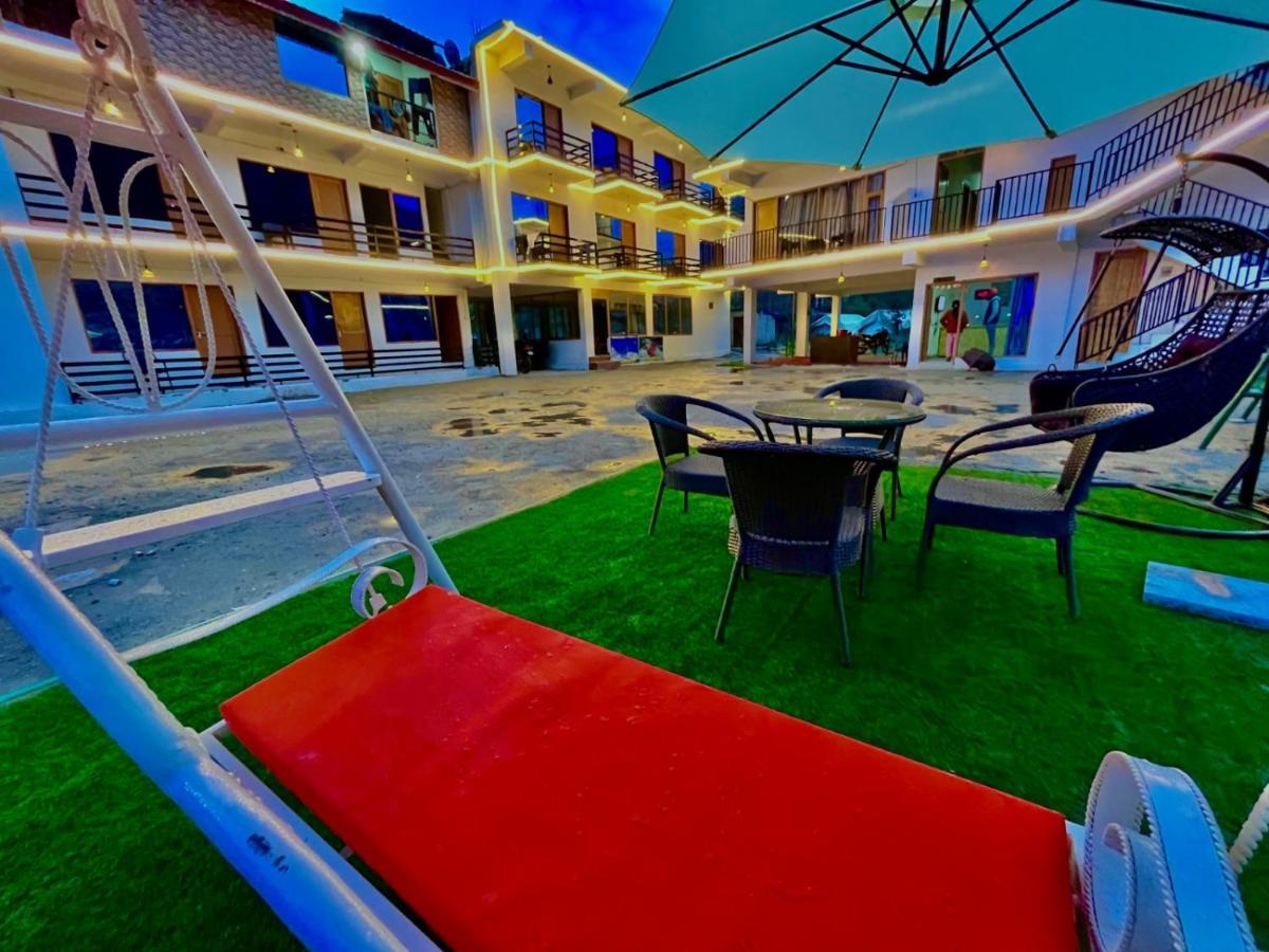 Hotel Himalayan Riverpark - A Four Star Luxury Hotel,