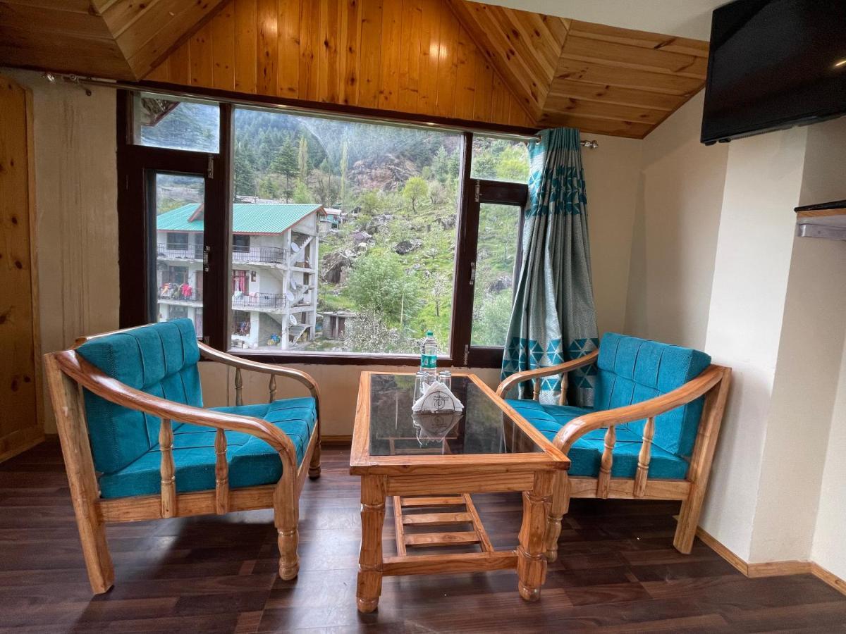 Royal View Manali (Himachal Pradesh)