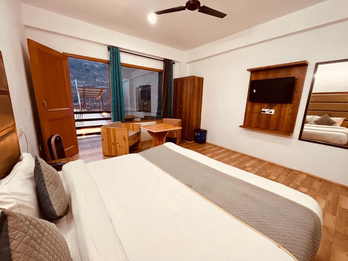 Happy Valley Riverside Resort, - Of The Year Manali (Himachal Pradesh)