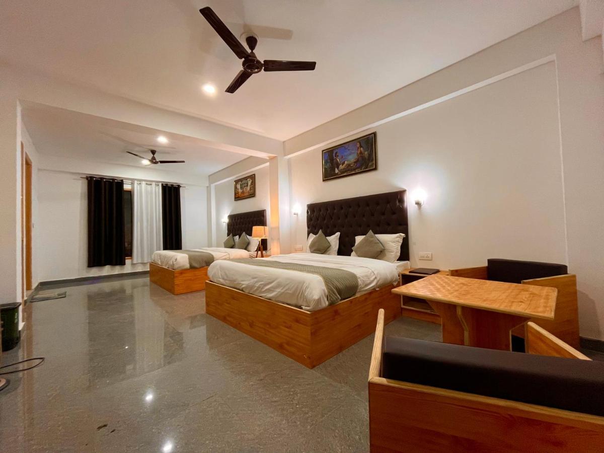 Happy Valley Riverside Resort, - Of The Year