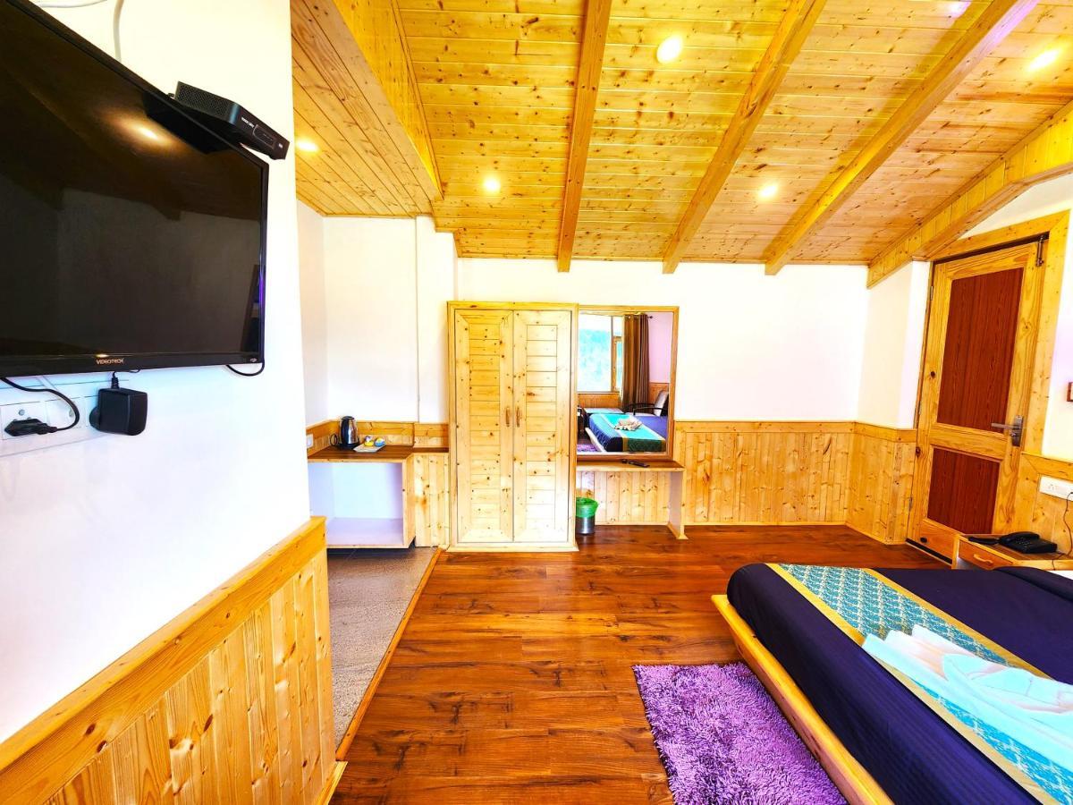 Hotel Luxury Planet Manali (Himachal Pradesh)