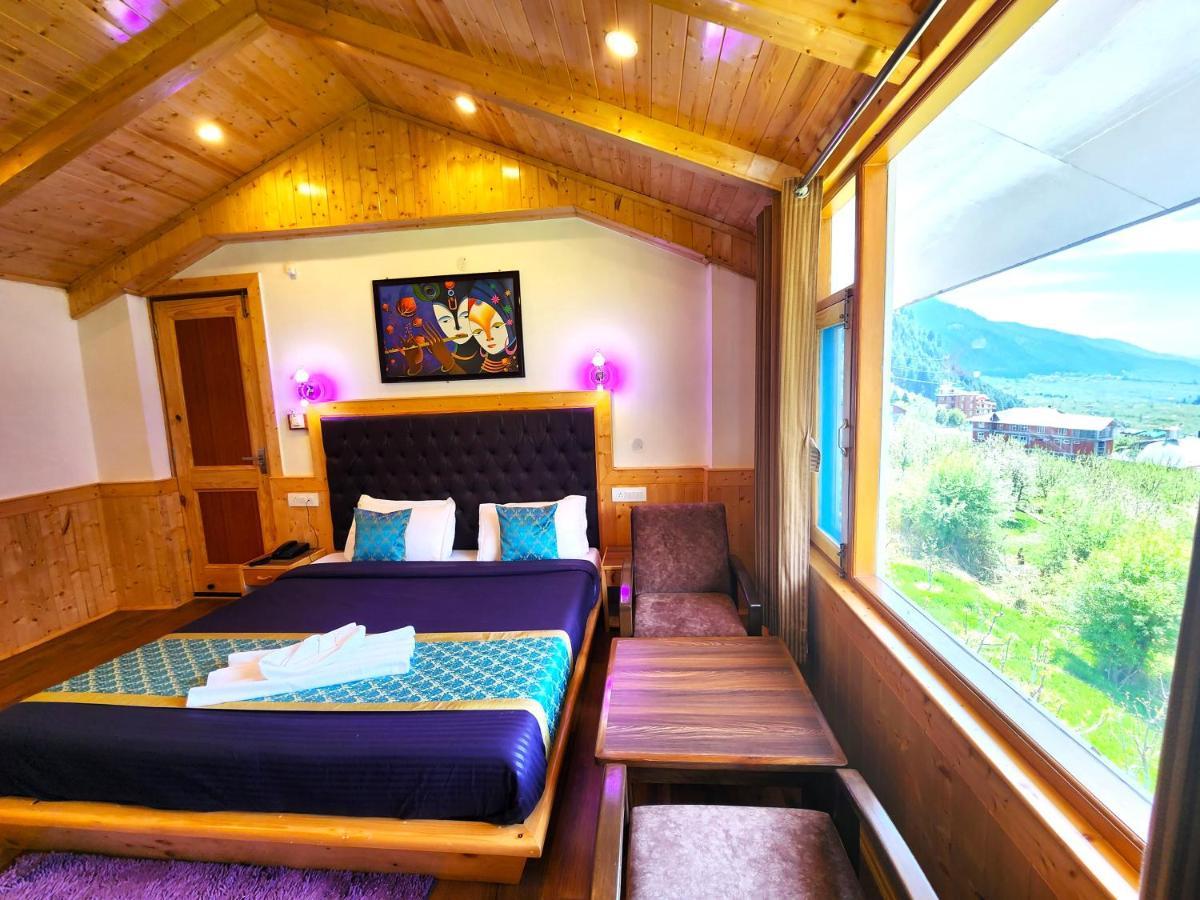Luxury Planet Hotel 4*