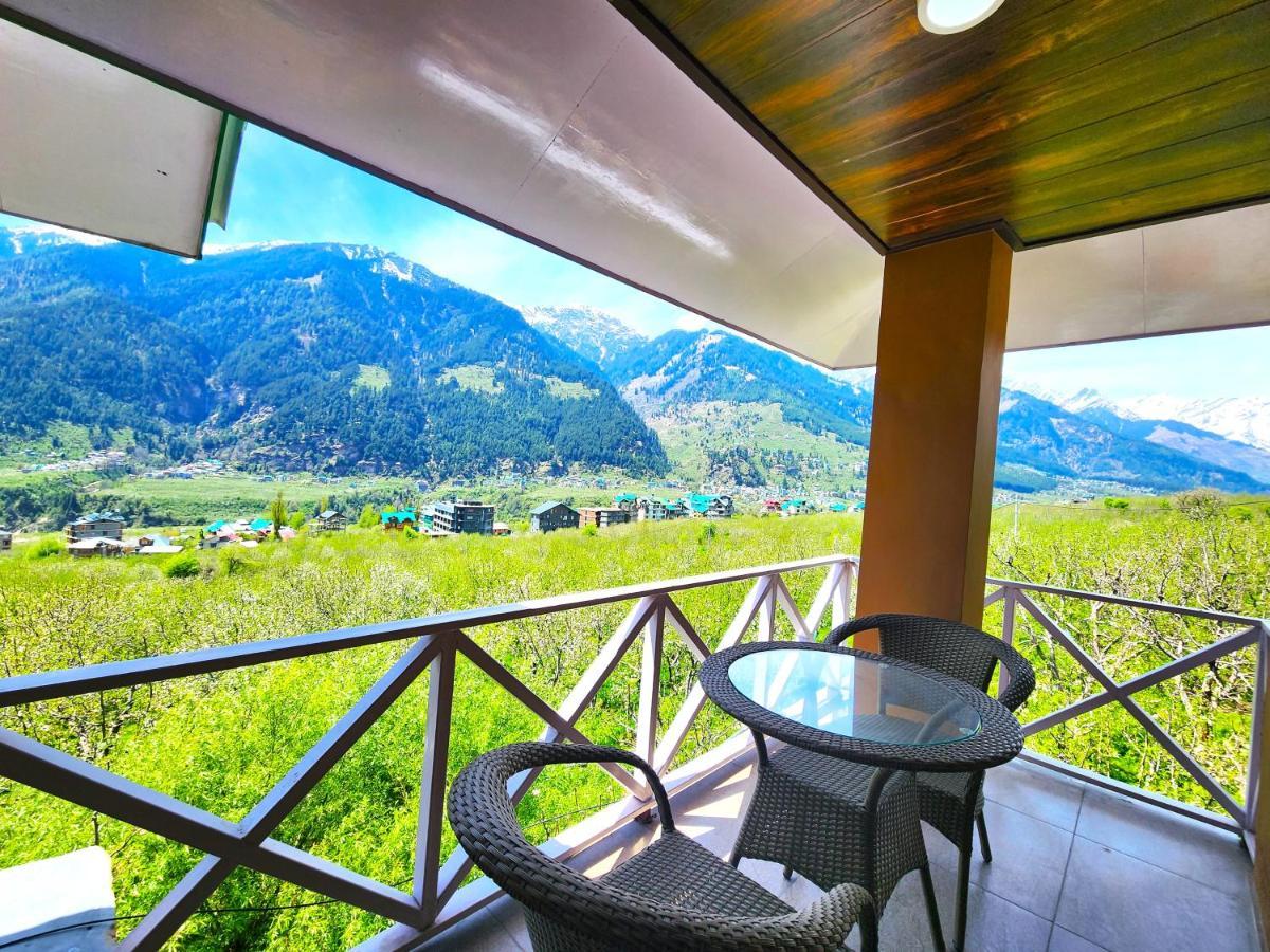 Hotel Luxury Planet 4*
