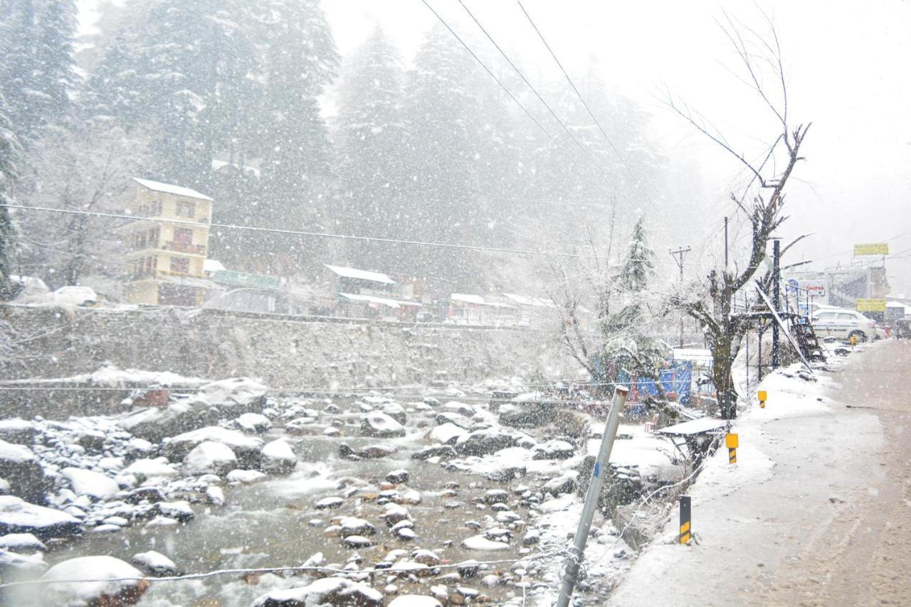 Neelgiri - Diaries Hotel Manali (Himachal Pradesh)
