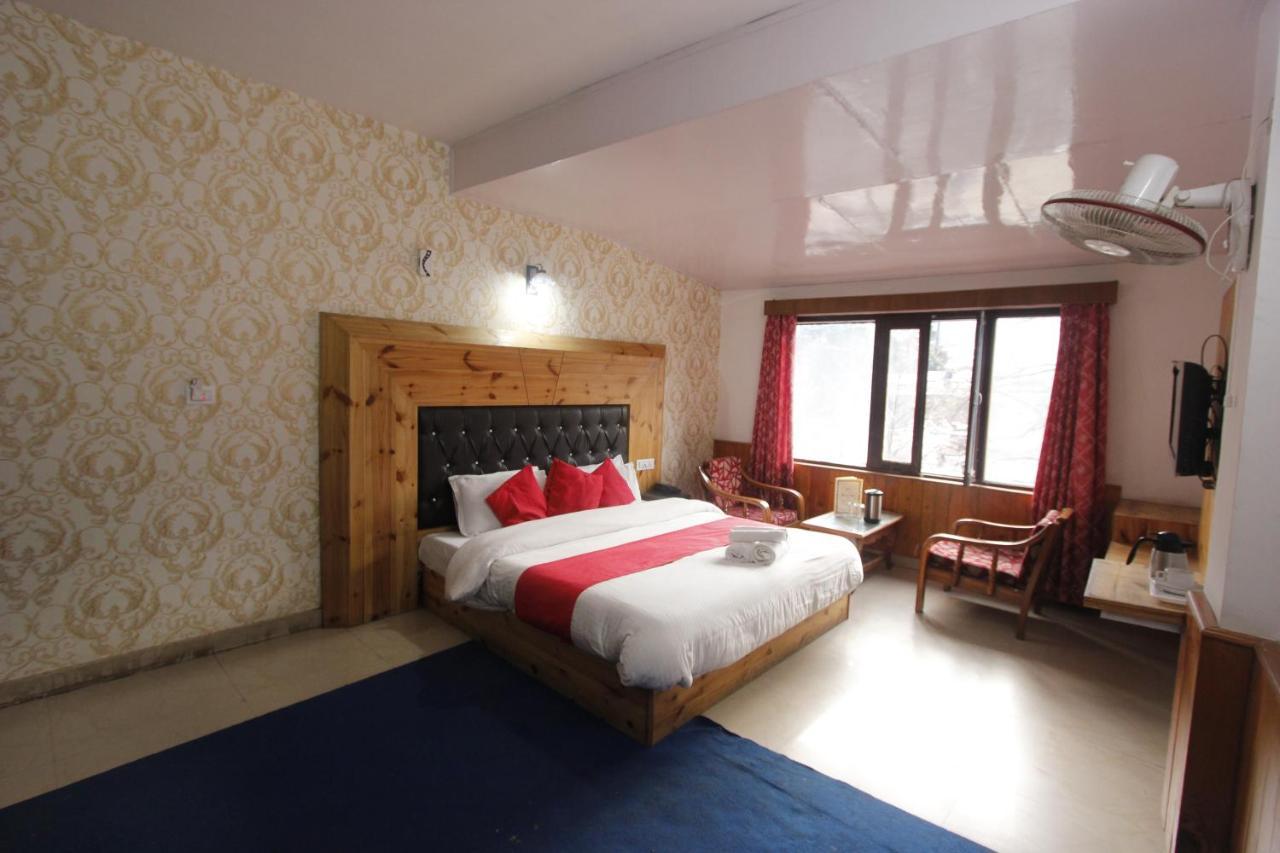 Hotel River