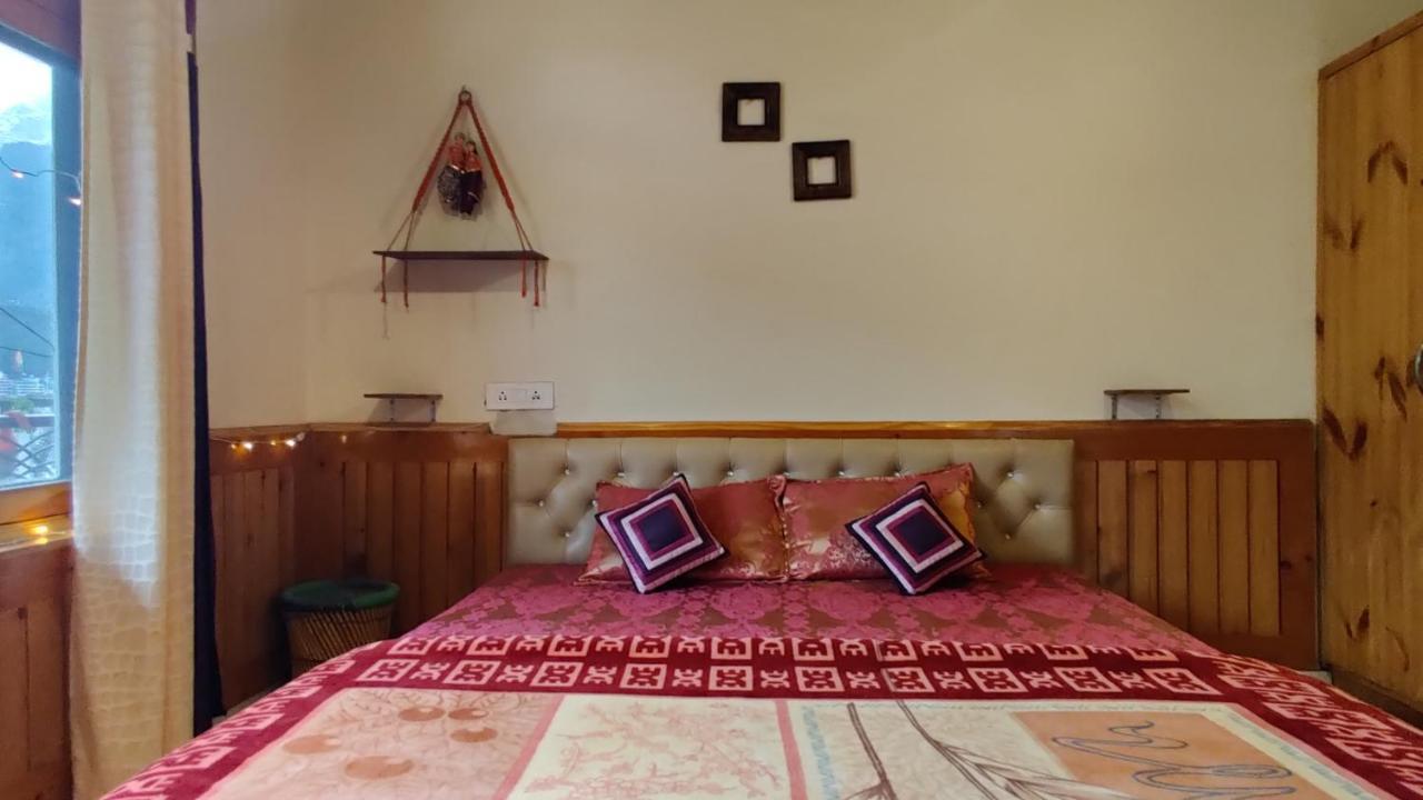 The Homstel Hostel
