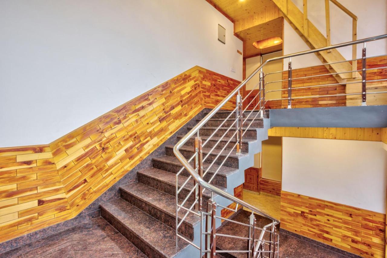Goroomgo Daddy Guest house 3*