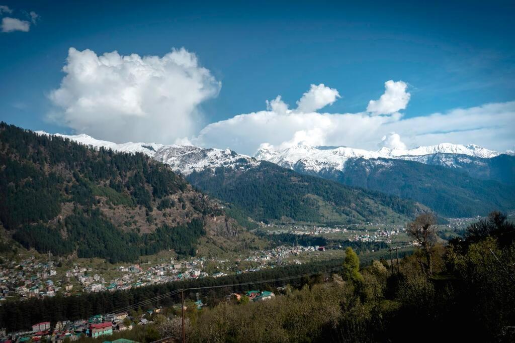 The Himalayan Retreat By Le Stays - 500 Metres From Hadimba Devi Temple Guest house *