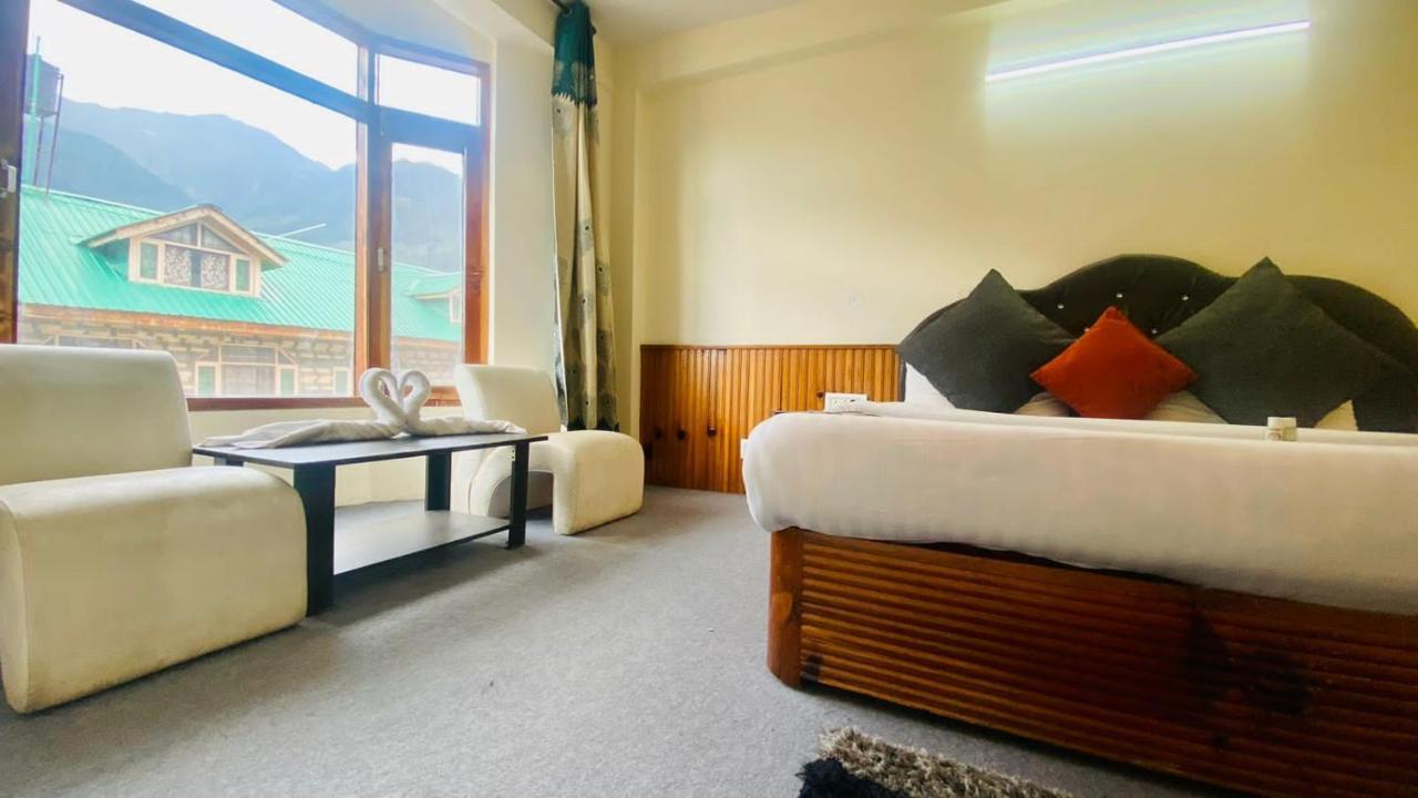 Apartment Aastha Regency, Unlimited Free Breakfast And Dinner Include Manali (Himachal Pradesh)