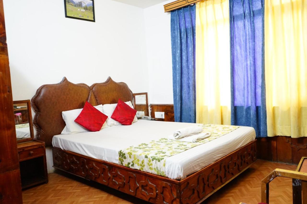 Magnolia Mallroad Hotel *