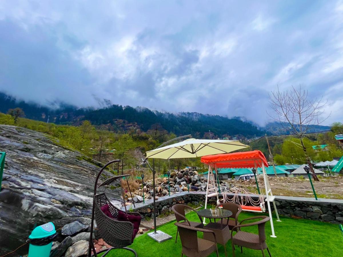 Riverdale Resort, - A Riverside M98160-24300 Manali (Himachal Pradesh)