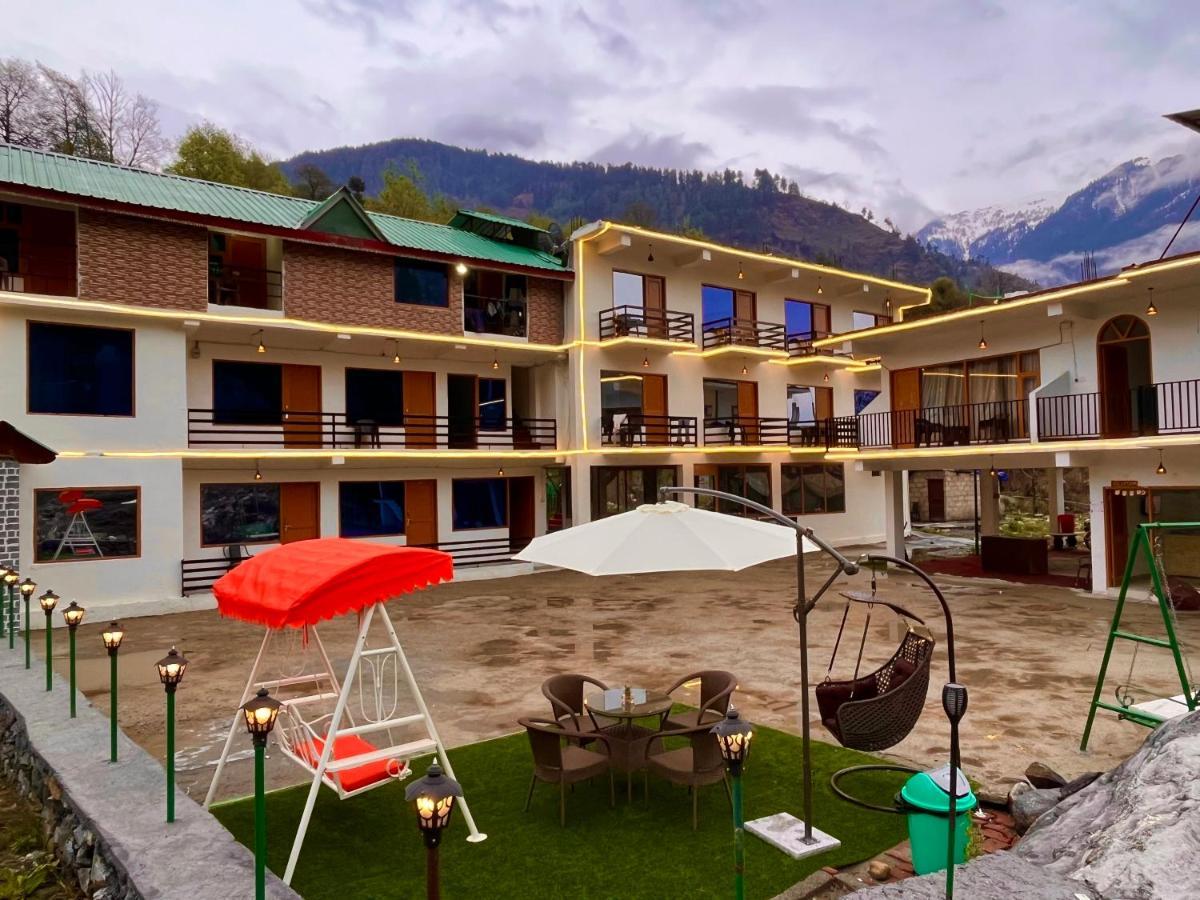 Riverdale Resort, - A Riverside M98160-24300 4*