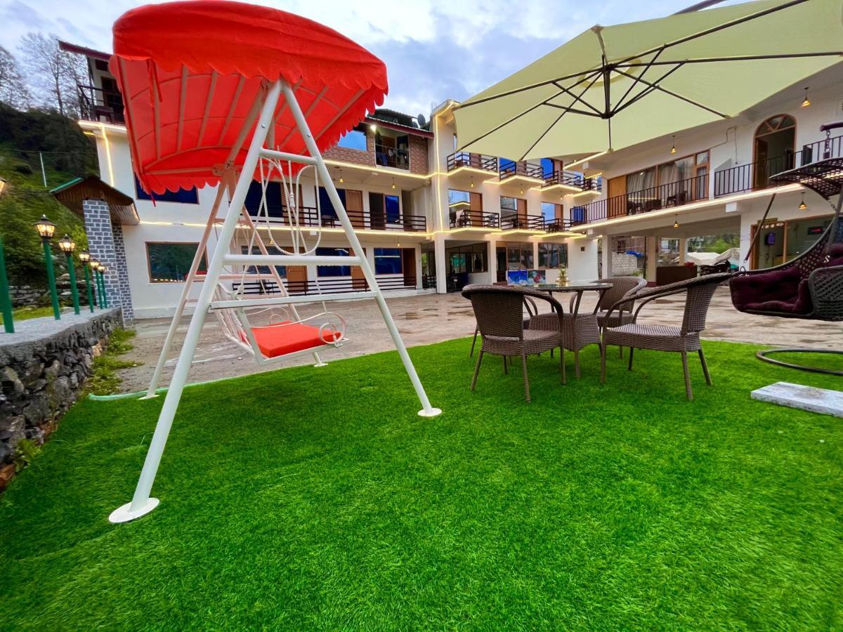 Riverdale Resort, - A Riverside M98160-24300 Hotel Manali (Himachal Pradesh)