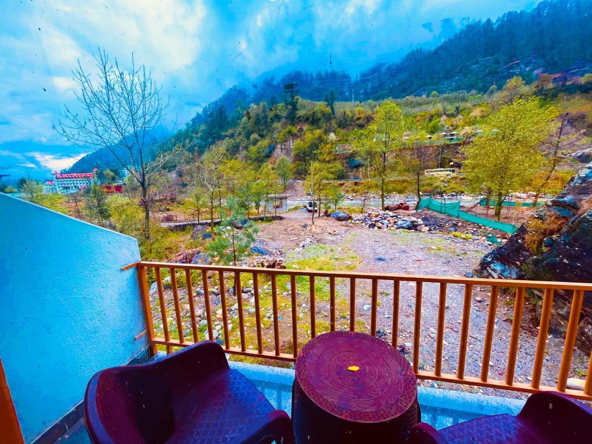 Riverdale Resort, - A Riverside M98160-24300 Manali (Himachal Pradesh)