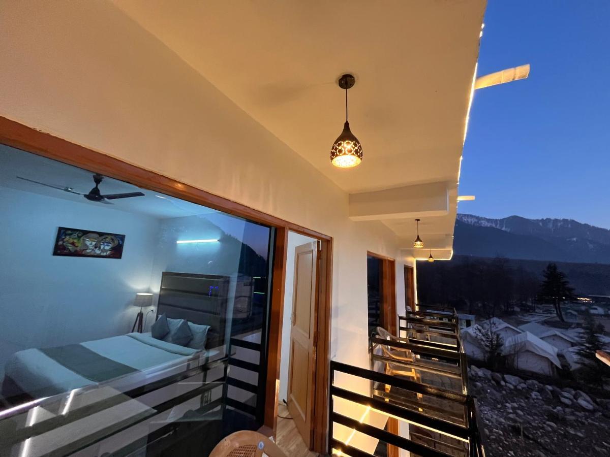 Riverdale Resort, - A Riverside M98160-24300 4*