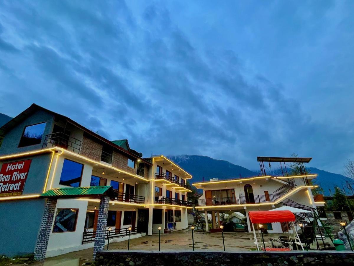 Riverdale Resort, - A Riverside M98160-24300 Hotel