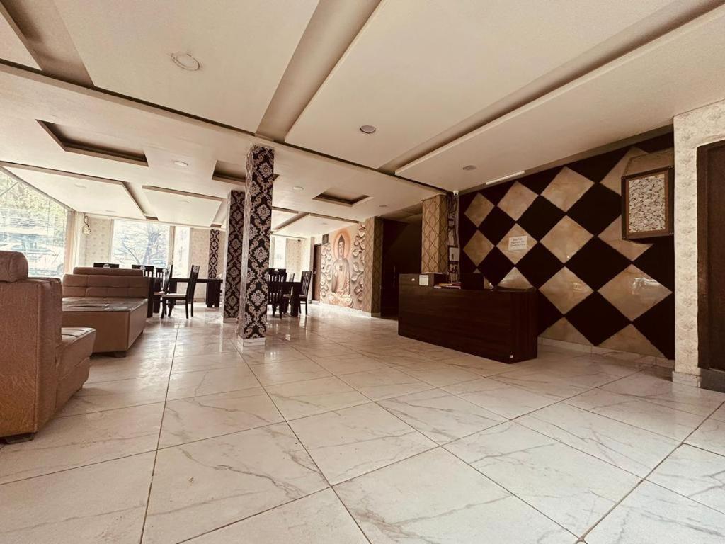 Royal Residency - A Boutique Guest house Manali (Himachal Pradesh)