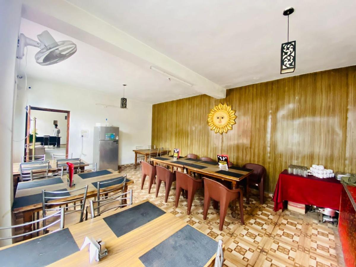 Aastha Regency, Unlimited Free Breakfast And Dinner Include Apartment