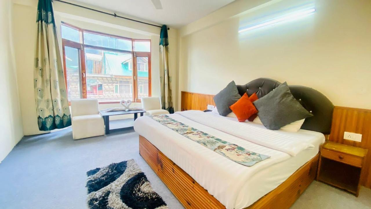 Aastha Regency, Unlimited Free Breakfast And Dinner Include Apartment Manali (Himachal Pradesh)