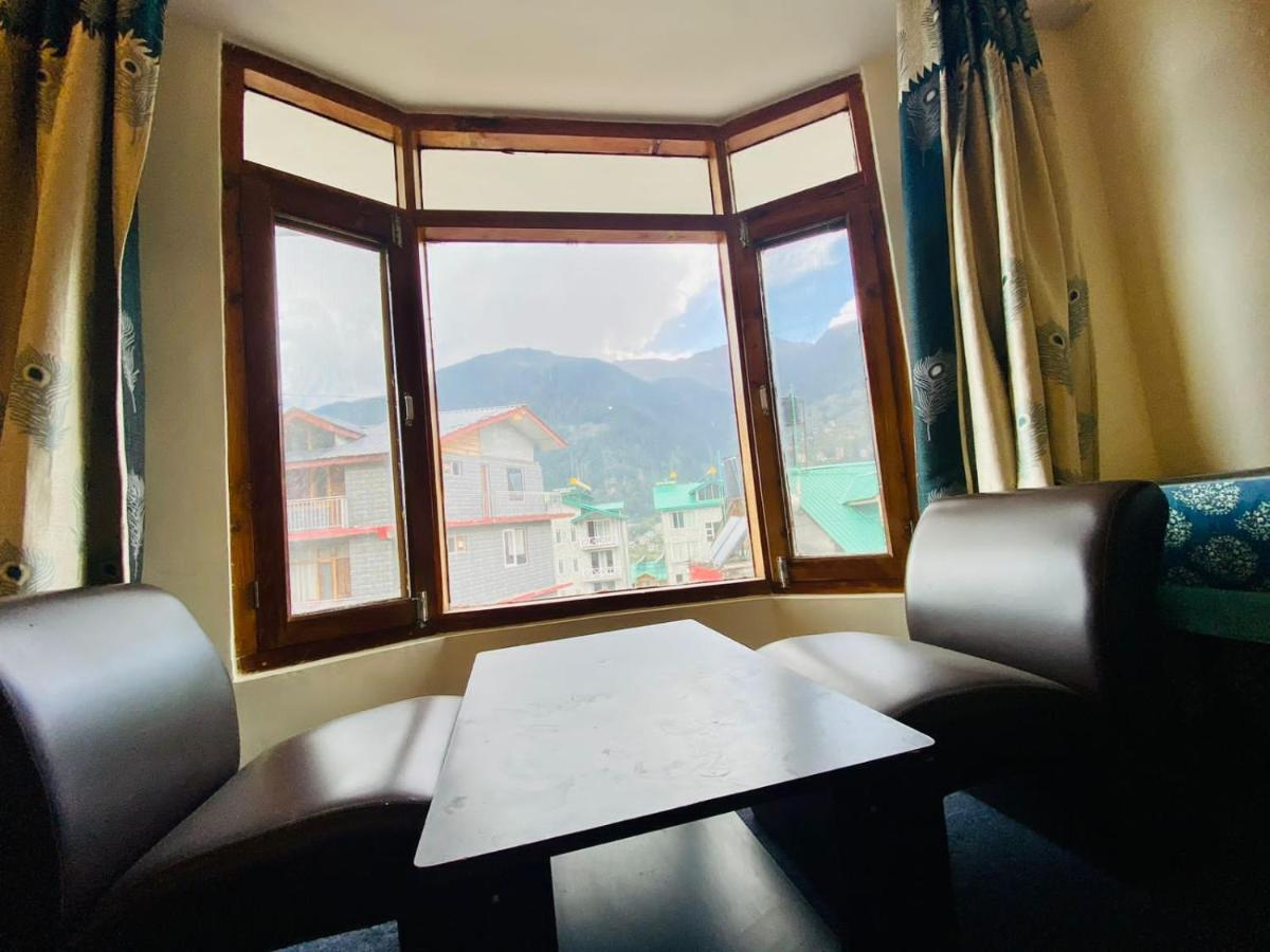 Aastha Regency, Unlimited Free Breakfast And Dinner Include Manali (Himachal Pradesh)