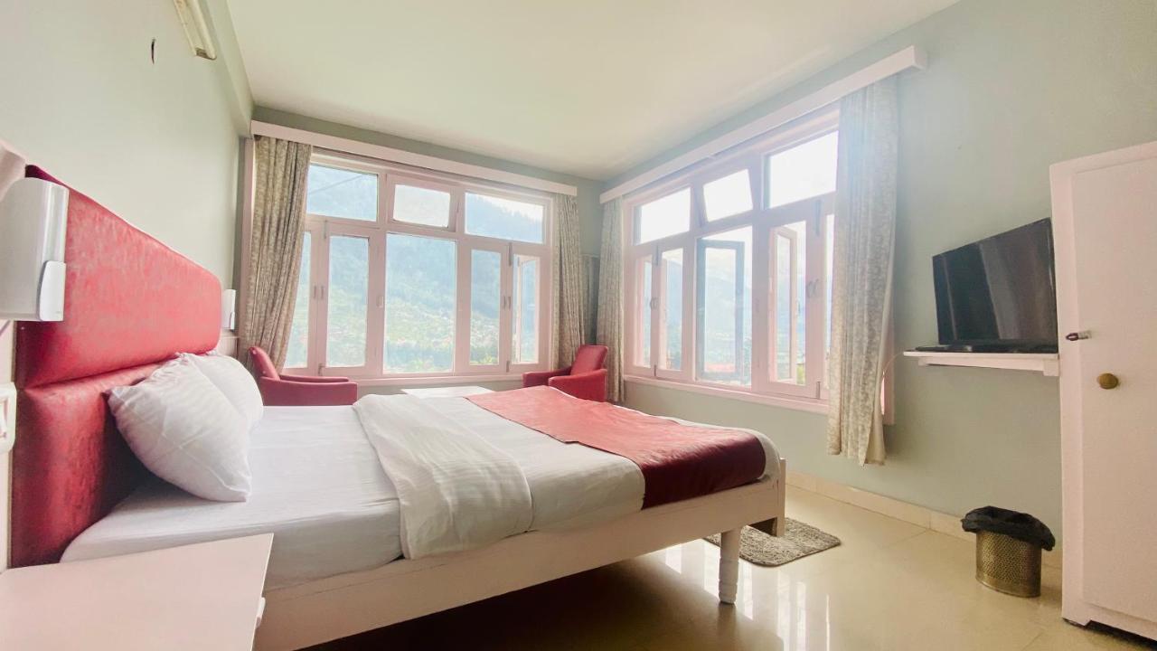 Meadows View, Near Mall Road Manali (Himachal Pradesh)