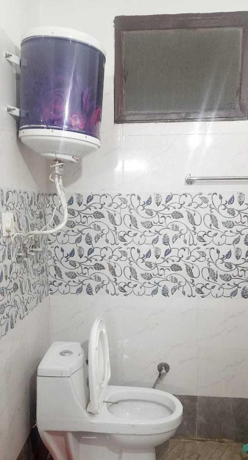 Oyo 81257 Lucky Guest house *