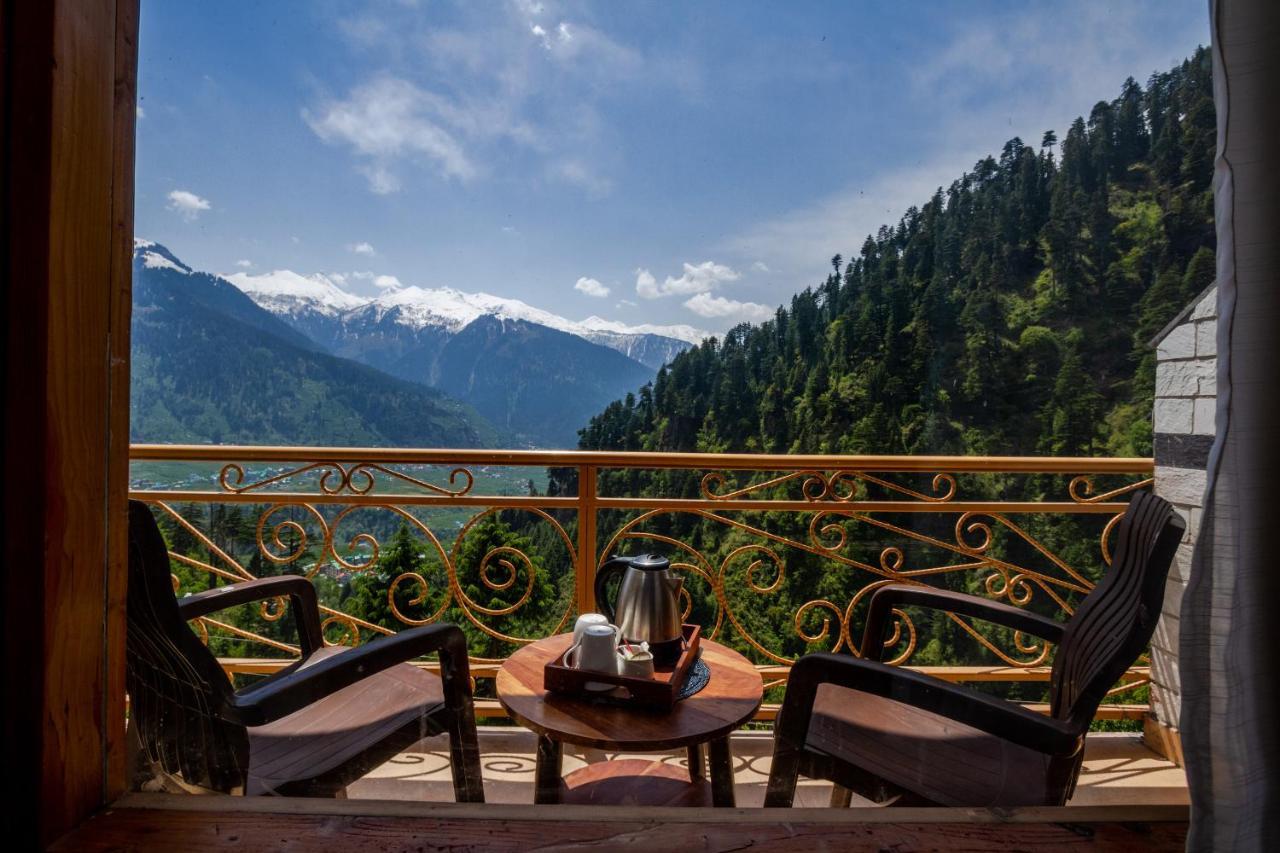 Kanyal Hills Hotel Manali (Himachal Pradesh)
