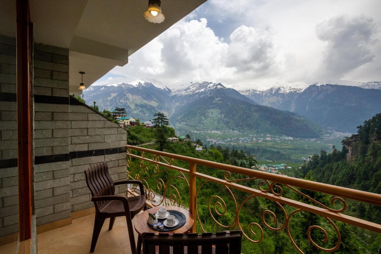 Kanyal Hills Manali (Himachal Pradesh)