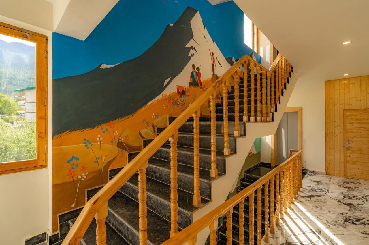 Hostel The Social Formerly Artbuzz Manali (Himachal Pradesh)