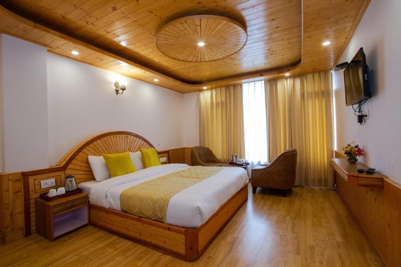 Kanyal Hills Manali (Himachal Pradesh)