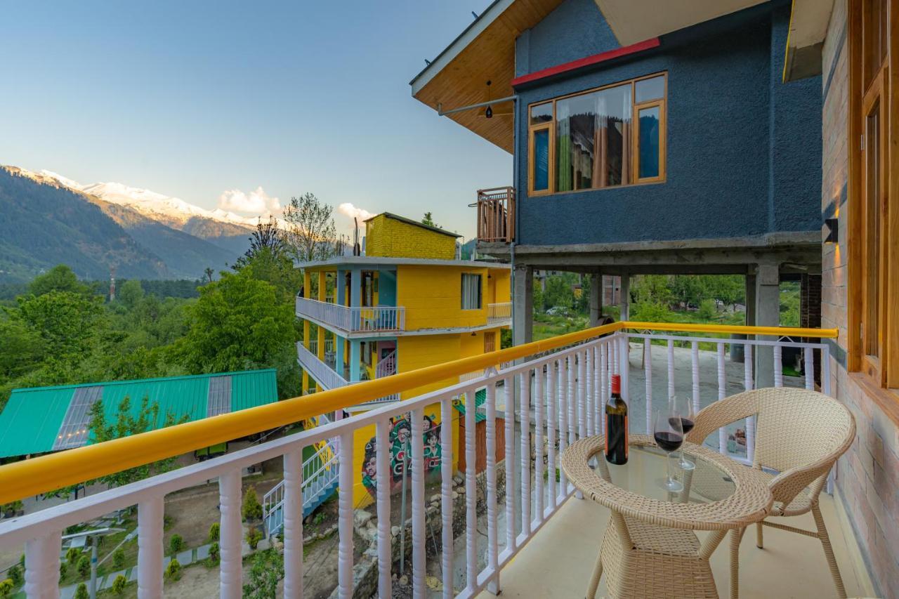 Hostel The Social Formerly Artbuzz Manali (Himachal Pradesh)